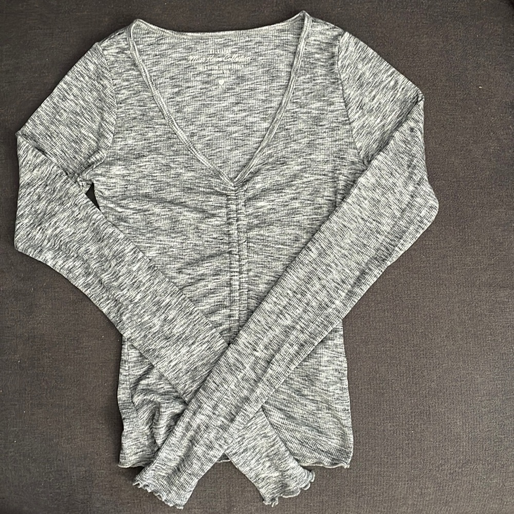 EUC Hollister ruched ribbed long sleeve top 🖤